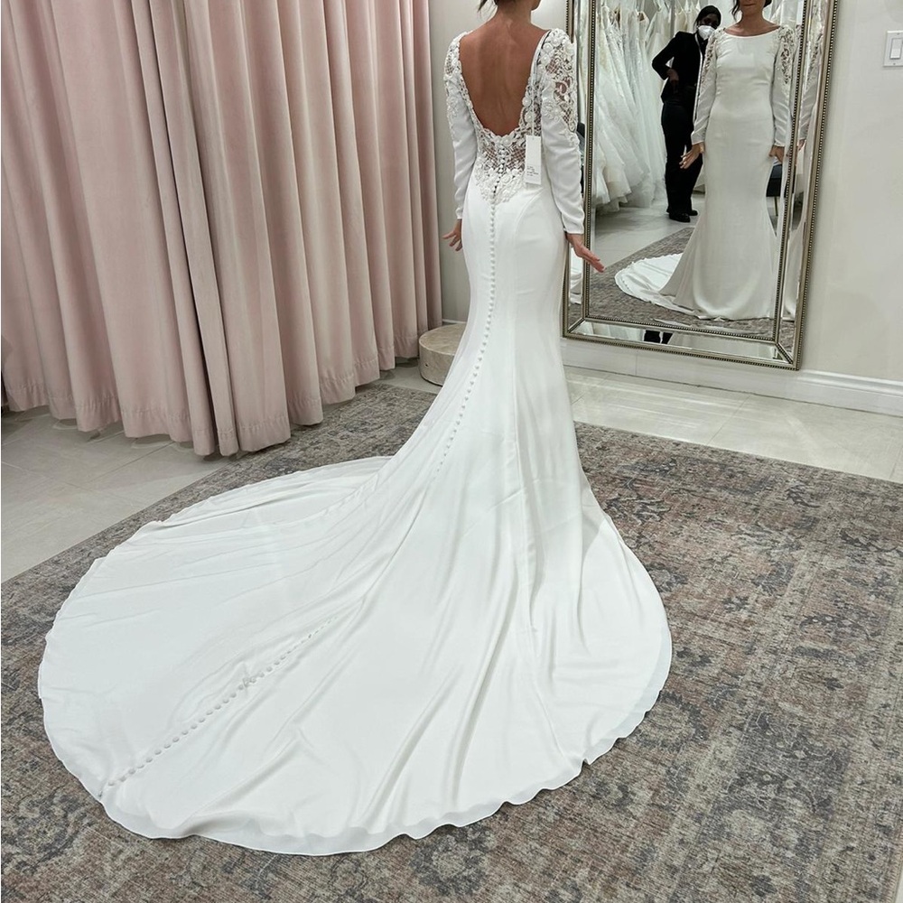 Badgley Mischka wedding gown